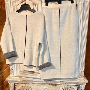 SHEIN Cream Cardigan Set with Black Trim